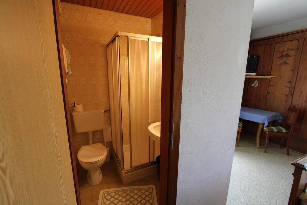 Hotel Garni Bergsteiger Sexten Pokoj fotografie
