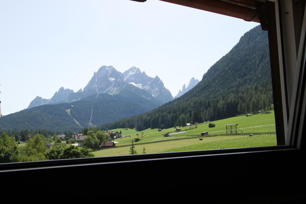 Hotel Garni Bergsteiger Sexten Pokoj fotografie